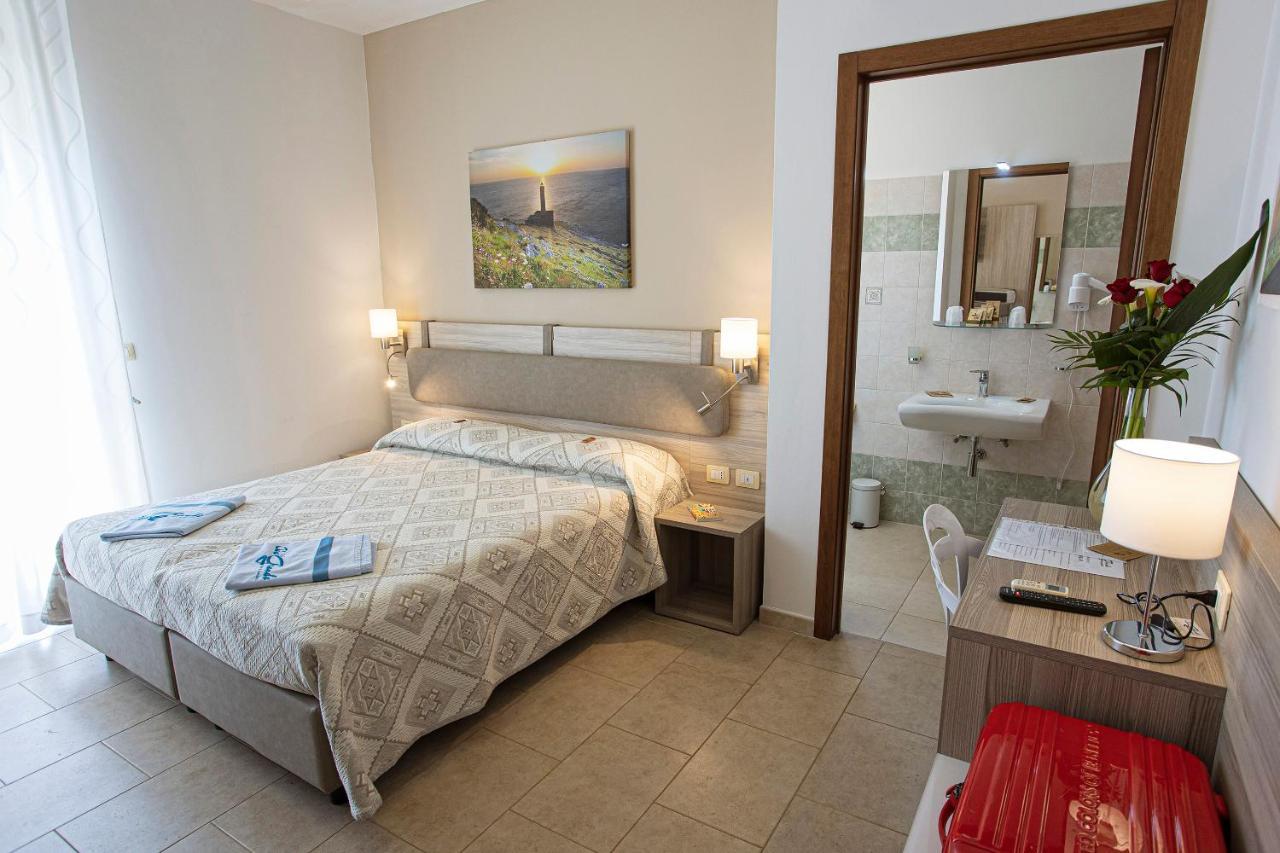 Bed and Breakfast Aia Grande Uggiano La Chiesa Exterior foto