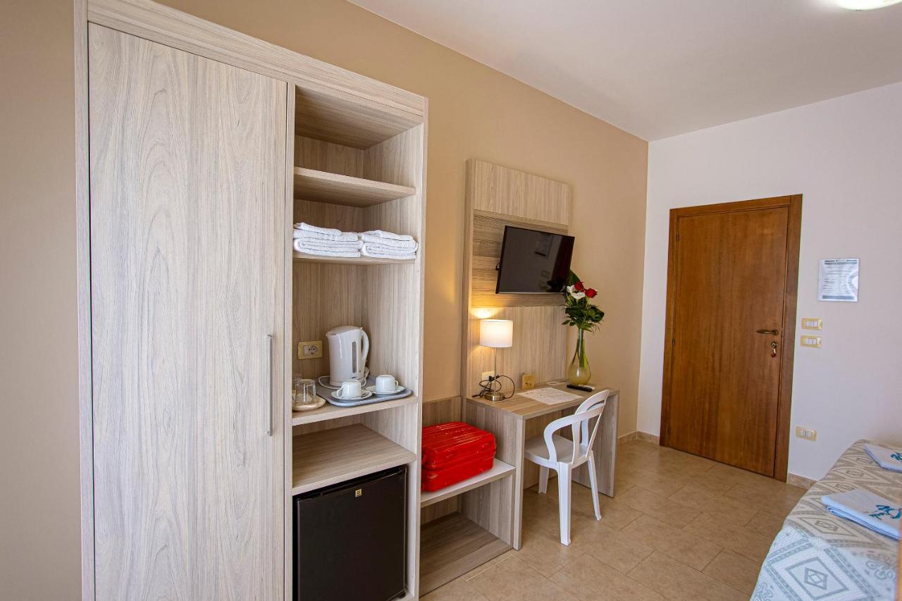 Bed and Breakfast Aia Grande Uggiano La Chiesa Exterior foto