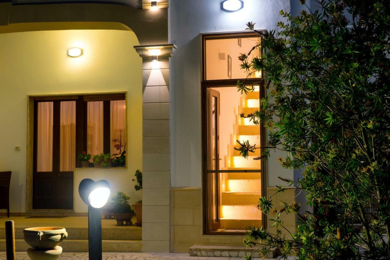 Bed and Breakfast Aia Grande Uggiano La Chiesa Exterior foto